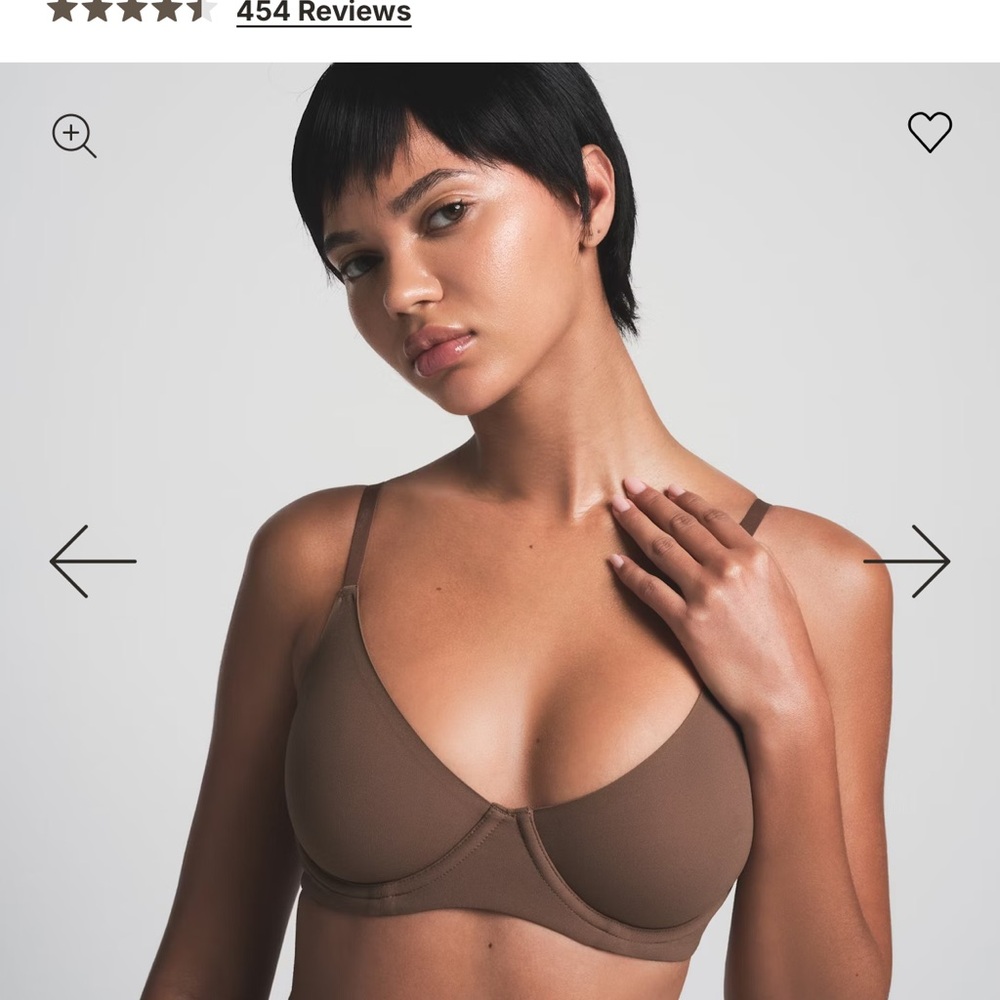 SKIMS FITS EVERYBODY BRA